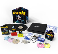 Oasis의 앨범 Knebworth 1996 [3LP/2CD/3DVD/2MC][Limited Super Deluxe Edition][Box Set] 커버 아트 이미지