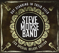 Steve Morse Band의 Out Standing In Their Field [2CD][Special Deluxe Edition][Digipak] 앨범 커버